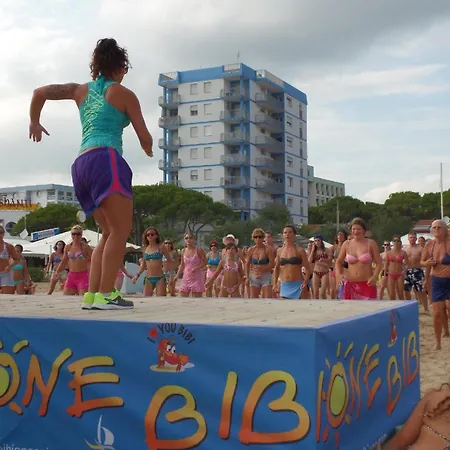 Ferienwohnung Fuer 6 Personen Ca 45 Qm In Bibione, Adriakueste Italien Und Umgebung - B63277 Daire Bibione