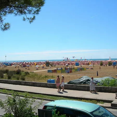 Ferienwohnung Fuer 6 Personen Ca 45 Qm In Bibione, Adriakueste Italien Und Umgebung - B63277 Lejlighed Bibione