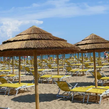 Ferienwohnung Fuer 6 Personen Ca 45 Qm In Bibione, Adriakueste Italien Und Umgebung - B63277 Daire *